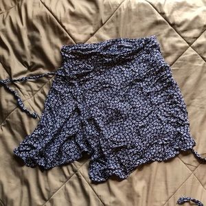 BRANDY MELVILLE WRAP AROUND TIE SKIRT